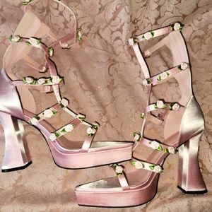 Pink Rose Platforms